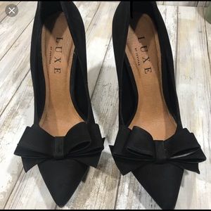 Just fab luxe black heels with bow